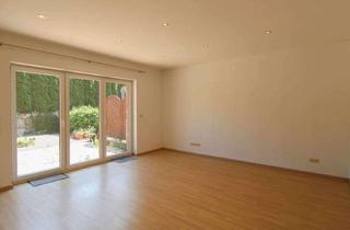Anlageobjekt in 25712 Burg (Dithmarschen), Ebenerdig, mit Fußbodenheizung, Stellplatz und kleinem Südgarten