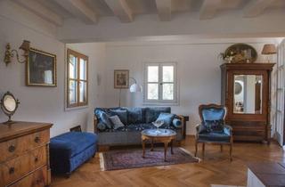 Wohnung kaufen in 83132 Pittenhart, Großzügige Architektenwohnung - Haus im Haus