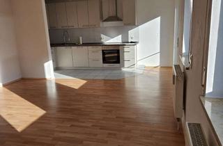 Wohnung mieten in Rosenstraße 1b, 86866 Mickhausen, Helle und neu renovierte Wohnung