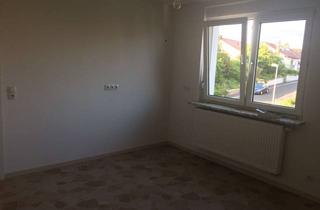 Wohnung mieten in Mühlhausener Straße 11, 97262 Hausen, DG-Wohnung mit Traumterrasse