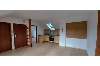 Wohnung mieten in Ofterdinger Str., 72108 Rottenburg am Neckar, Helle 3-Zimmer-DG-Wohnung in 72108 Rottenburg – Dettingen zu vermieten.