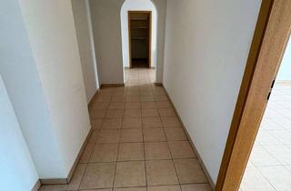 Wohnung kaufen in Herrenwingert 10/1, 75223 Niefern-Öschelbronn, 80m² Wohlfühlwohnung mit zwei Balkonen in ruhiger Lage von Niefern