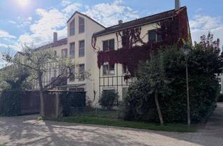 Wohnung kaufen in 85614 Kirchseeon, Freie ETW mit Balkon und Garten in schöner und ruhiger Lage Kirchseeons !