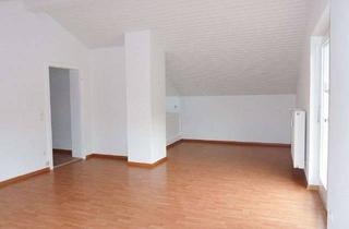 Wohnung kaufen in 83209 Prien, Gemütliche 2-Zimmer-Dachgeschoss-Wohnung in zentraler Lage von Prien am Chiemsee