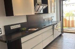 Wohnung mieten in Bettinastraße 55, 63067 Kaiserlei, Altbau-Traum: 5 Zimmer, 2 Bäder, 2 Balkone in Offenbach