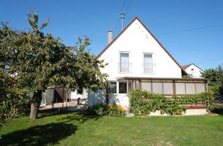 Haus kaufen in 89434 Blindheim, Charmanter Familienwohnsitz in schöner Siedlungslage – gestalten Sie Ihr Glück neu!