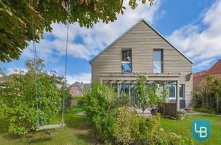 Haus kaufen in 24229 Schwedeneck, Hier lässt es sich leben! KfW 55 Bio-Holzhaus in Strandnähe sucht neuen Eigentümer