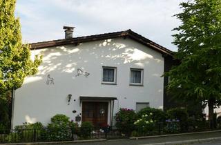 Haus kaufen in 51580 Reichshof, Freistehendes Wohnhaus mit Garage in schöner Lage in Reichshof-Eckenhagen