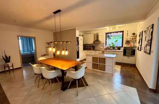 Haus kaufen in Hauptstraße 145, 55592 Raumbach, Renditeobjekt mit drei Wohneinheiten in Raumbach