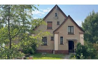 Haus kaufen in 03159 Döbern, Ein Haus - 2 Baugrundstücke!