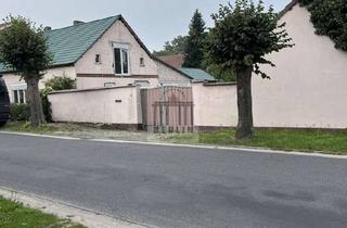 Haus kaufen in 03205 Bronkow, Haus mit Geschichte, großem Grundstück und Raum für Ihre Visionen!