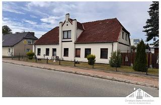 Haus kaufen in Hauptstraße, 23996 Bad Kleinen, Geräumiges Eigenheim in zentraler Ortslage von Bad Kleinen zu verkaufen