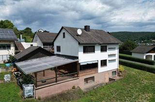 Einfamilienhaus kaufen in 97816 Lohr, Einfamilienhaus in sonniger Randlage mit großem Garten und zwei Garagen