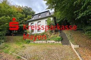 Einfamilienhaus kaufen in 56754 Roes, Einfamilienhaus in idyllischer Waldrandlage – viel Platz für die Familie