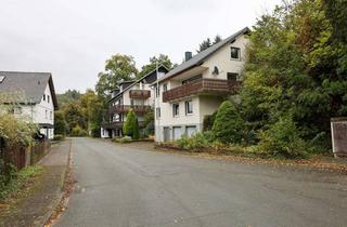 Haus kaufen in 59939 Olsberg, Großes Haus. 3 Wohnungen realisierbar!