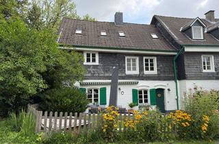 Mehrfamilienhaus mieten in Siebeneicker Straße 497, 42111 Wuppertal, Charmantes Mehrfamilienhaus in Wuppertal