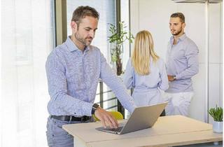 Gewerbeimmobilie mieten in Friedensstraße 13-15, 73614 Schorndorf, Flex Desk im Coworking Space – Arbeiten, wann es euch passt!