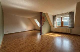 Wohnung mieten in 09456 Annaberg-Buchholz, 3-Raum-Dachgeschoss mit Einbauküche