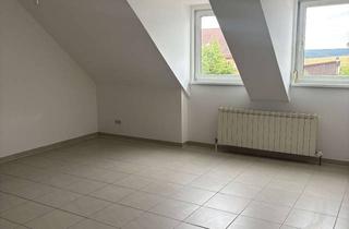 Wohnung mieten in 93128 Regenstauf, Gepflegte 2-Zimmer-DG-Wohnung mit Einbauküche in Regenstauf-Steinsberg
