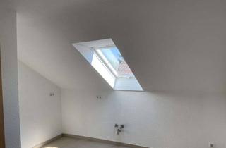 Wohnung mieten in Ringstraße 58, 67141 Neuhofen, Ansprechende und modernisierte 2,5-Raum-Dachgeschosswohnung in Neuhofen