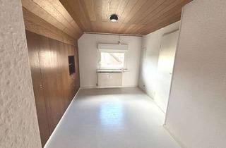 Wohnung mieten in 64546 Mörfelden-Walldorf, Für Wochenend-Heimfahrer: 2-Zimmer-DG-Wohnung mit neuem Bad