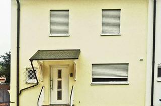 Haus kaufen in 90616 Neuhof, Reihenendhaus mit Stellplätzen in ruhiger Lage, lebendigem Garten – sofort bezugsfertig