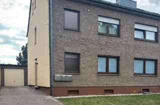 Haus kaufen in 50181 Bedburg, ZUM VERKAUF: Mehrparteienhaus mit 3 Mieteinheiten, Garten und Garage