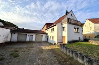 Einfamilienhaus kaufen in 67753 Hefersweiler, Hefersweiler: Renovierungsbedürftiges Einfamilienhaus mit großer Garage und Hofgelände