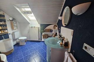 Haus kaufen in 73450 Neresheim, Neresheim - **Freistehendes Mehrgenerationenhaus mit 2 EBK- 2 Bäder- 2 Garagen- auf sonnigem Grundstück!!**