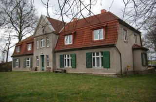 Haus kaufen in 23996 Bad Kleinen, Bad Kleinen - Gutshaus im Grünen und Ostseenähe zu verkaufen