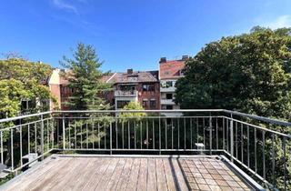 Wohnung kaufen in 66111 Saarbrücken, SB.Nauwieser Viertel-Großzügige 4ZKB Altbau-Dachgeschosswohnung auf zwei Ebenen mitStudiocharakt