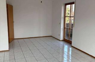 Wohnung kaufen in 86946 Vilgertshofen, Gemütliche und großzügige 3 Zimmerwohnung in Pflugdorf