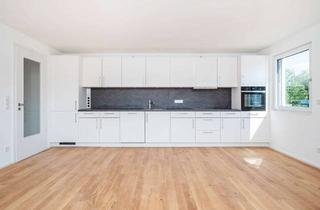 Wohnung kaufen in 85599 Parsdorf, MAIER - Neubau bezugsfertig: 2-Zi-Balkon-WHG mit EBK, TG und Aufzug - WE 6