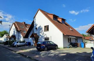 Wohnung kaufen in Rathausstraße 28, 65510 Hünstetten, Gepflegte 2-Zi-DG-Wohnung mit Einbauküche und 2 Pkw-Stellplätzen in Hünstetten - OHNE MAKLER
