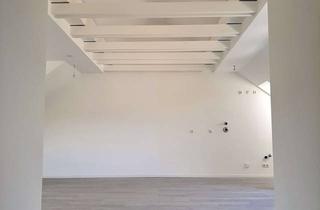 Wohnung mieten in Eichsfelder Straße 56, 30419 Stöcken, Sonnige 4-Zimmer Dachgeschosswohnung mit Dachterrasse