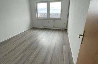 Wohnung mieten in Doberaner Straße, 18059 Ziesendorf, geräumige 2-Raum-Wohnung mit Wannenbad und Fenster, Keller und PKW-Stellplatz mgl.