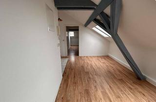Wohnung mieten in Schmidtstraße 22, 06449 Aschersleben, +Renovierte 3-Zimmer-Dachgeschosswohnung+