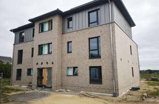 Wohnung mieten in Mühlenberg 14, 23843 Travenbrück, Neubau: Attraktive, rollstuhlgerechte 3 Zi. R-Whg. mit Terrasse