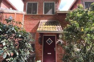 Haus kaufen in 21365 Adendorf, Charmantes 4-Zimmer-Reihenmittelhaus mit PKW-Stellplatz in gepflegter Umgebung