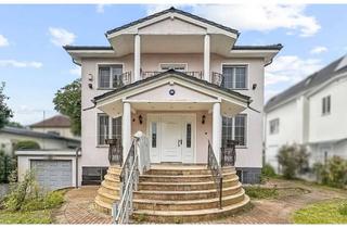 Villa kaufen in 13507 Tegel, Einzigartige Stadtvilla am Flughafensee