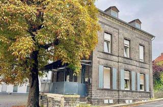 Haus kaufen in 56743 Mendig, 2 Wohnungen mitten in Mendig - TOP LAGE - GARAGE - voll vermietet