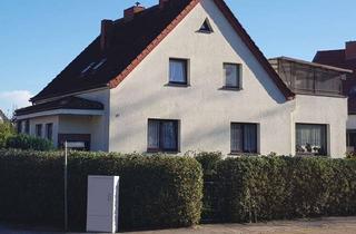 Haus kaufen in 18273 Güstrow, Charmantes Anwesen in Güstrow-Dettmannsdorf zu verkaufen