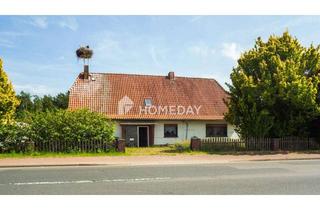 Haus kaufen in 31604 Raddestorf, 4900 m² Grundstück mit Kernsanierungs-, bzw. Abrissobjekt: ideale Basis für Neubauprojekte