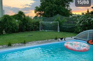 Haus mieten in Arndtstraße, 04416 Markkleeberg, Modernes Doppelhaus in Markkleeberg-Ost mit Pool, großzügigem Garten, stilvollem Gäste-Bad und hochw