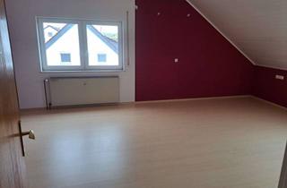 Wohnung mieten in 63695 Glauburg, Helle ruhige 2-Zimmer-Dachgeschosswohnung (75 qm) mit Klimaanlage am Waldrand in Glauburg
