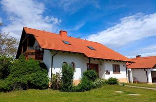 Haus kaufen in Am Laimbuck, 79427 Eschbach, Provisionsfrei Traumhaftes Haus mit Einliegerwohnung und schönem Garten in ruhiger Top-Lage