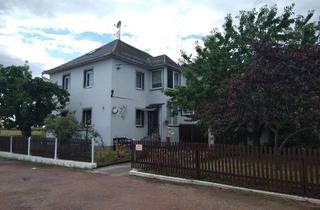 Haus kaufen in 09306 Zettlitz, Ein- bis Zweifamilienhaus mit herrlichem Fernblick