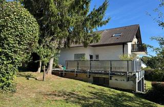 Haus kaufen in 63543 Neuberg, Drei-Familienhaus mit Doppelgarage & großem Garten – solider Bestand mit Value-Add-Potenzial