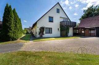 Bauernhaus kaufen in 28816 Stuhr, ***Ehemaliges Bauernhaus mit drei Wohneinheiten, großem Garten und Nebengebäude in Stuhr-Moordeich