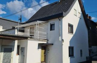 Haus kaufen in Rheingoldstr. 24, 56321 Brey, Renovierungsbedürftiges EFH mit 2 Garagen, Gartenhaus und Garten